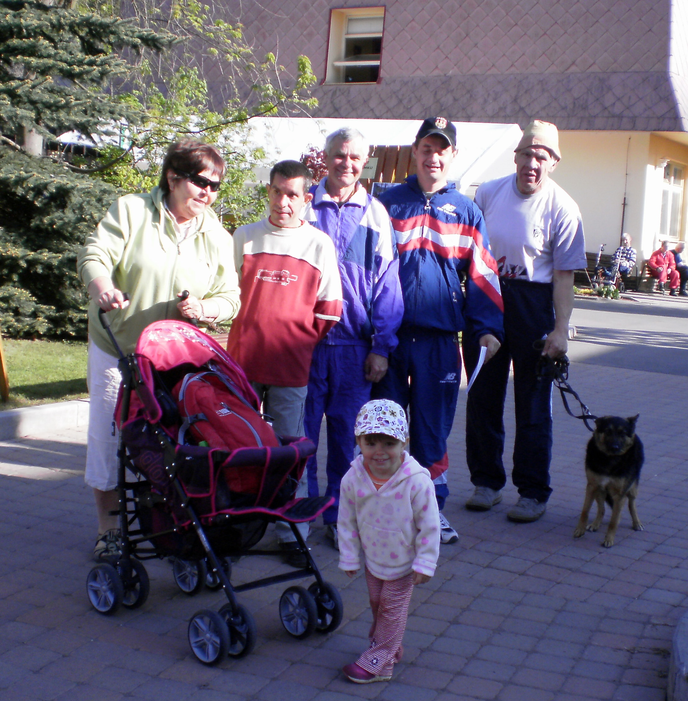 2011041220110412_04